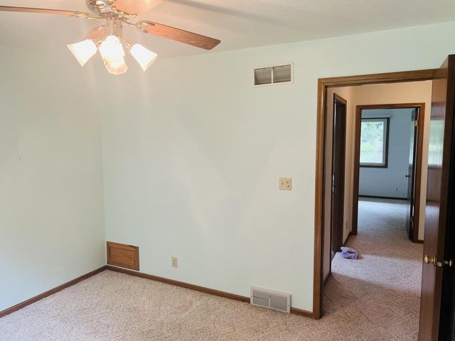 8815 S Castle COURT, Franklin, WI 53132