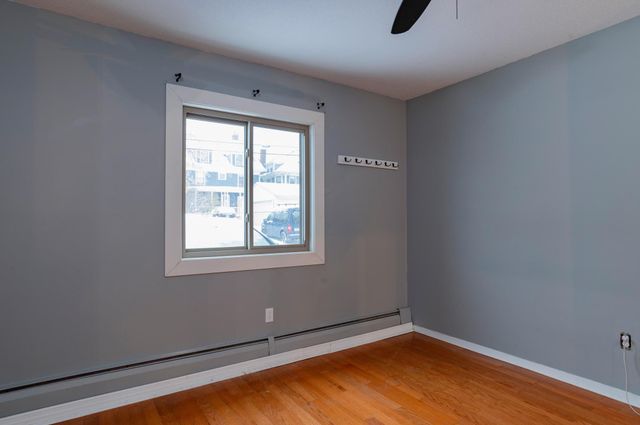 2446 Aldrich Avenue S 105, Minneapolis, MN 55405