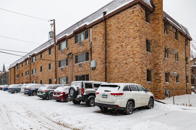 2446 Aldrich Avenue S 105, Minneapolis, MN 55405