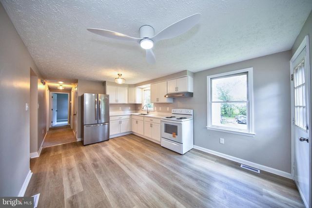 26 SULLIVAN, Westminster, MD 21157