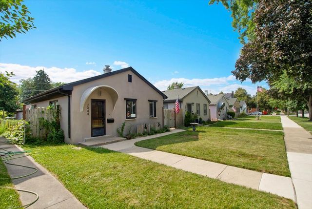 2444 Elm Street, River Grove, IL 60171