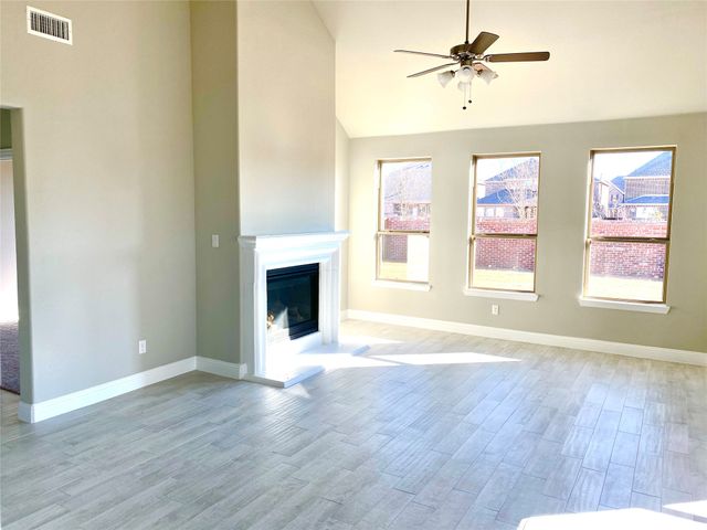 2732 Spring Creek Trail, Celina, TX 75078