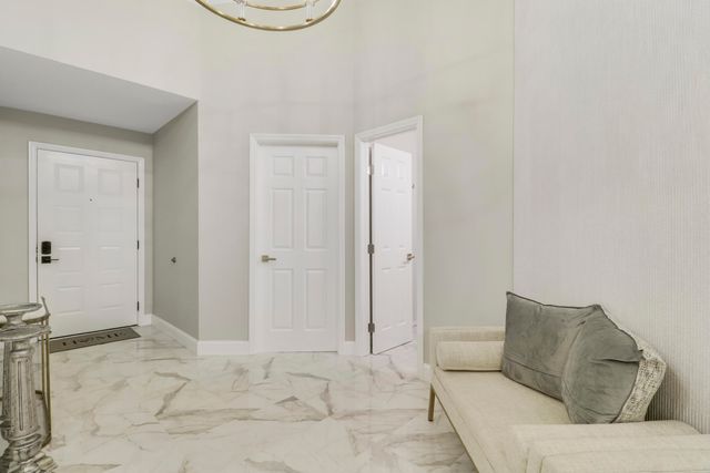 1143 Duncan Circle 202, Palm Beach Gardens, FL 33418