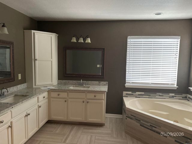 34 Valley View Drive, Russellville, AR 72802