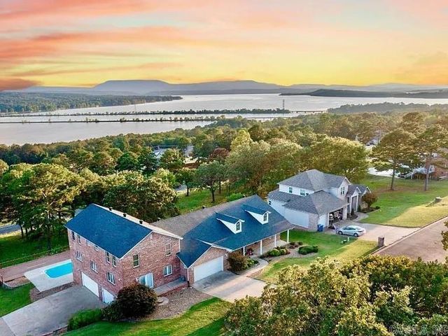 34 Valley View Drive, Russellville, AR 72802