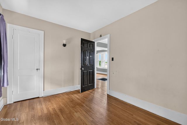 24 Maplewood Avenue, Albany, NY 12205