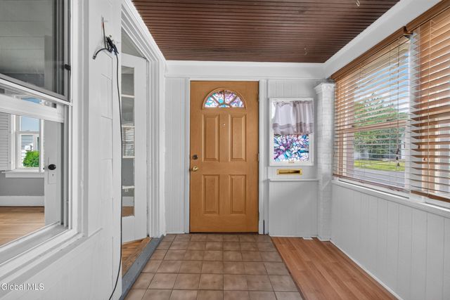 24 Maplewood Avenue, Albany, NY 12205