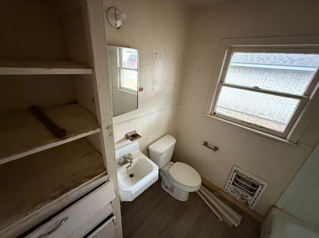 200 Victory Street, Bonham, TX 75418