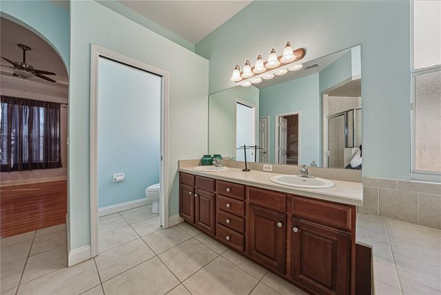 1823 ROCKY POINTE DRIVE, Lakeland, FL 33813