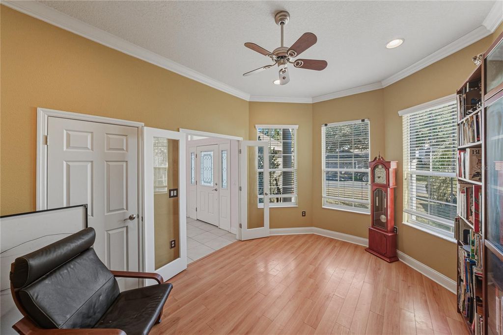 Image 12 of property listing at 1823 ROCKY POINTE DRIVE, Lakeland, FL 33813