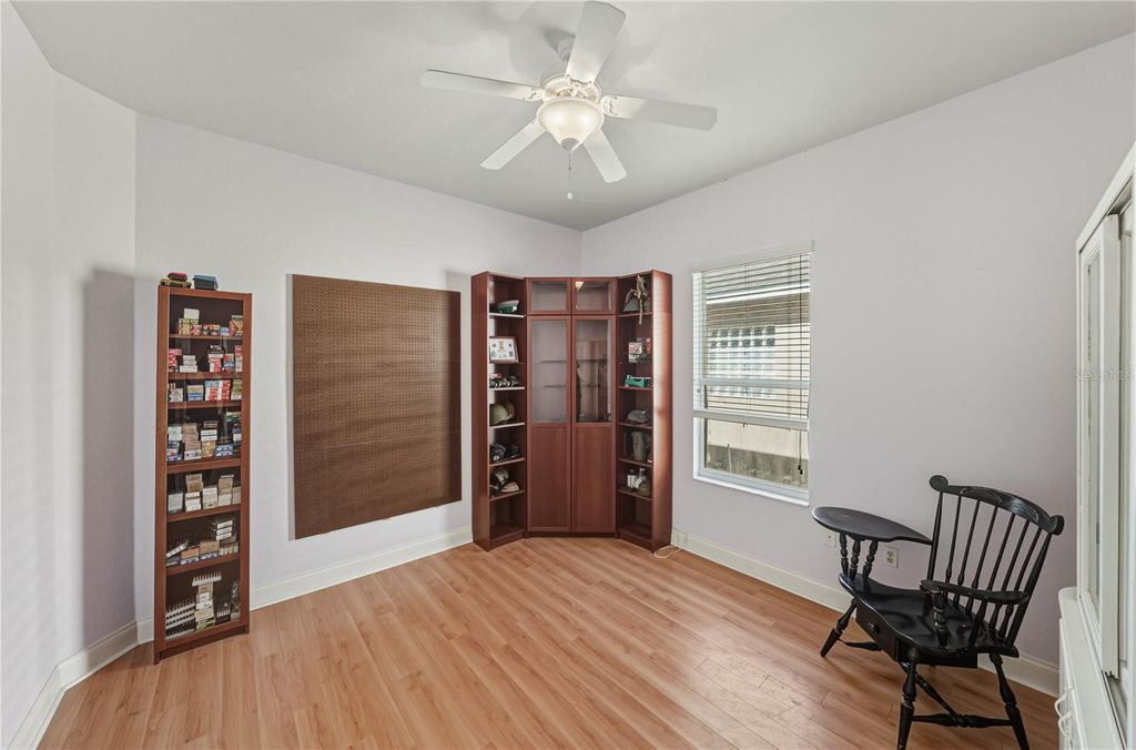 Image 44 of property listing at 1823 ROCKY POINTE DRIVE, Lakeland, FL 33813