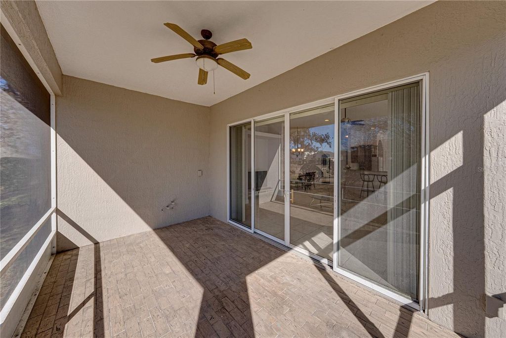 Image 48 of property listing at 1823 ROCKY POINTE DRIVE, Lakeland, FL 33813