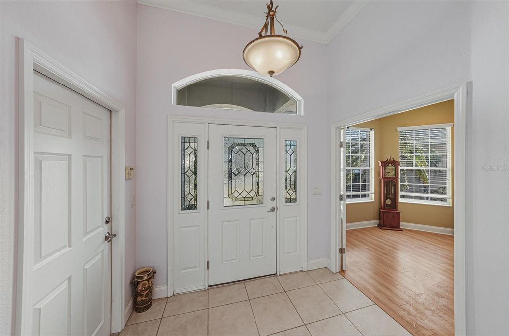 Image 8 of property listing at 1823 ROCKY POINTE DRIVE, Lakeland, FL 33813