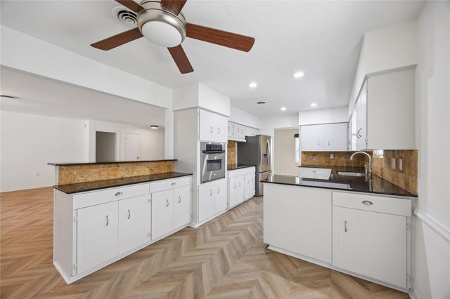 5430 Yarwell Drive, Houston, TX 77096