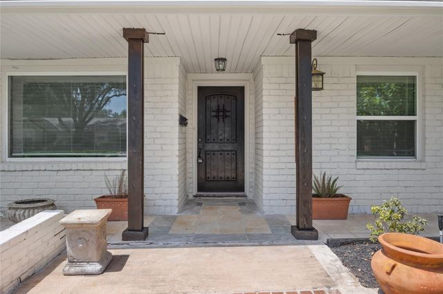 5430 Yarwell Drive, Houston, TX 77096