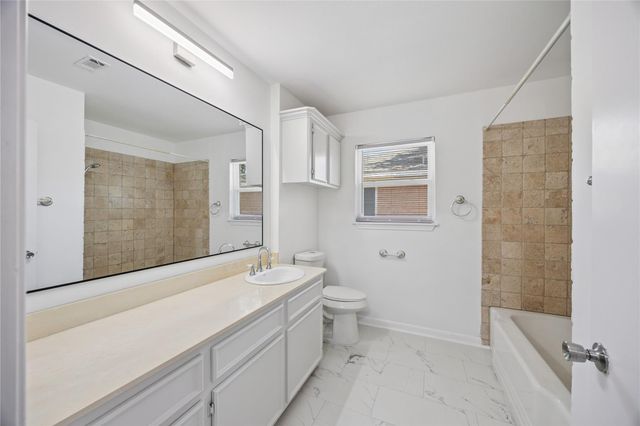 5430 Yarwell Drive, Houston, TX 77096