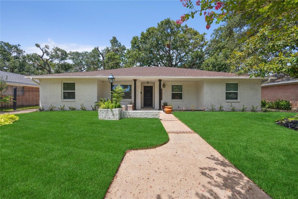 5430 Yarwell Drive, Houston, TX 77096