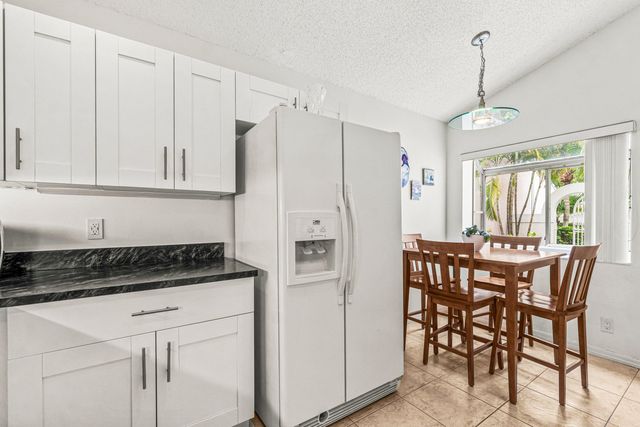 25 Wyndham Lane, Palm Beach Gardens, FL 33418