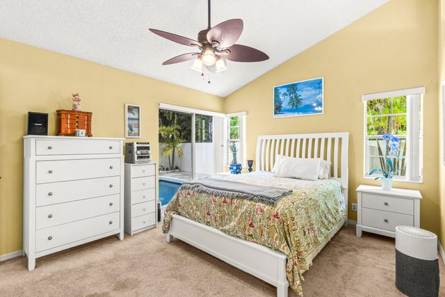 25 Wyndham Lane, Palm Beach Gardens, FL 33418