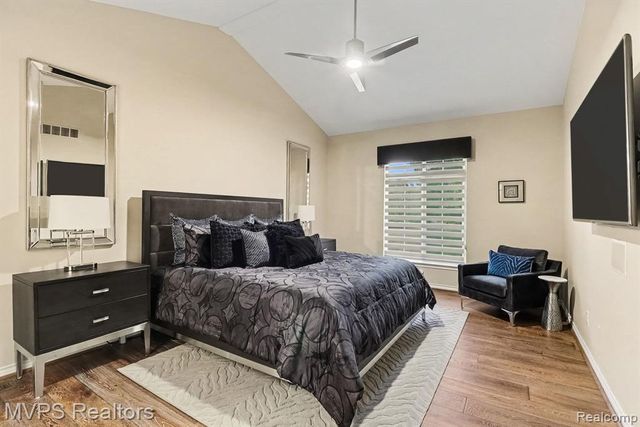 51879 Shoreview Drive, Shelby Twp, MI 48316