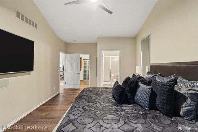 51879 Shoreview Drive, Shelby Twp, MI 48316