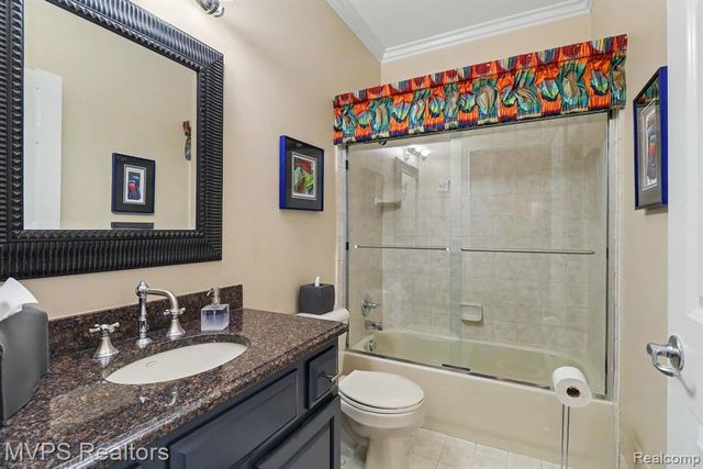 51879 Shoreview Drive, Shelby Twp, MI 48316