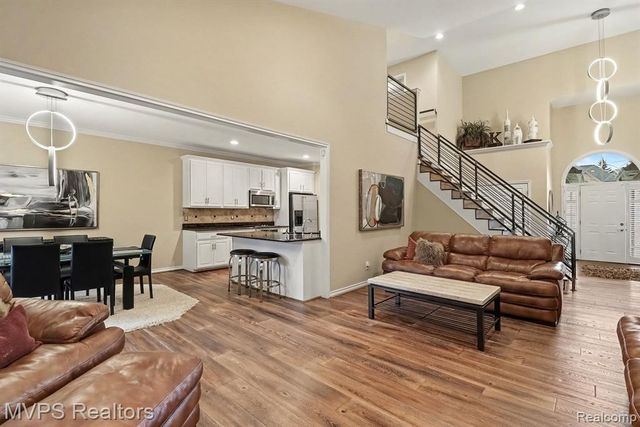 51879 Shoreview Drive, Shelby Twp, MI 48316