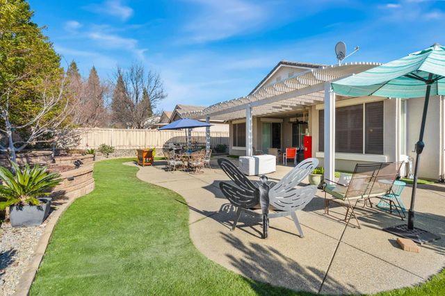 220 Gazebo Ct, Lincoln, CA 95648