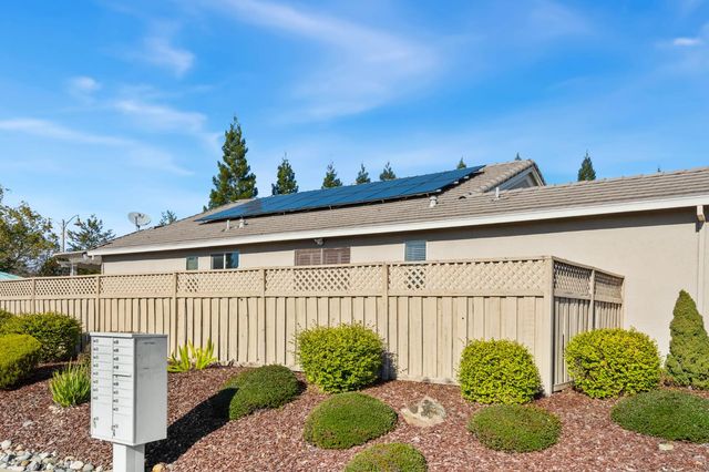 220 Gazebo Ct, Lincoln, CA 95648