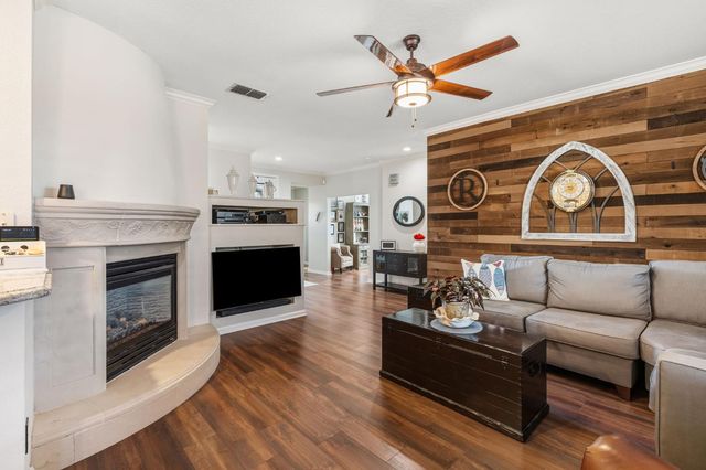 220 Gazebo Ct, Lincoln, CA 95648