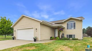 400 Philly Cir Circle, Harrisburg, SD 57032