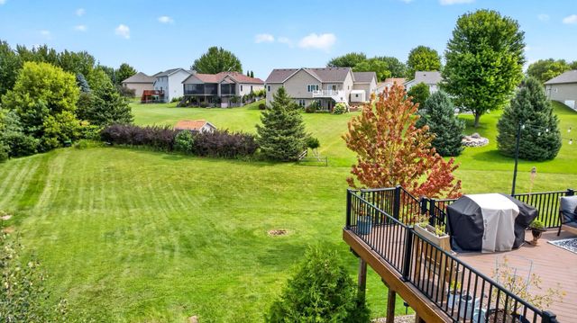 6170 Stonebrooke Lane SW, Rochester, MN 55902