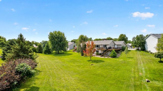 6170 Stonebrooke Lane SW, Rochester, MN 55902