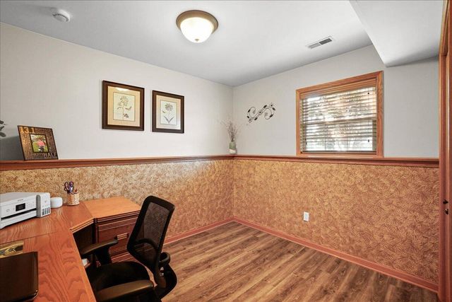 9204 Bryan Lane, Crown Point, IN 46307
