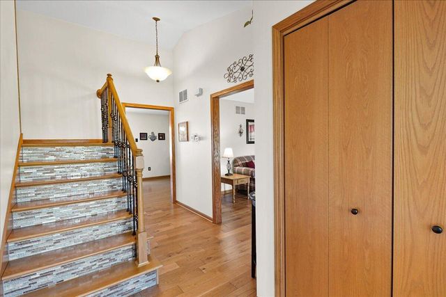 9204 Bryan Lane, Crown Point, IN 46307