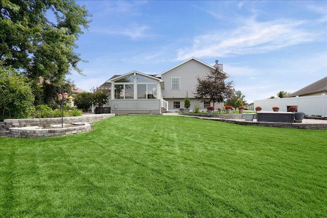 9204 Bryan Lane, Crown Point, IN 46307