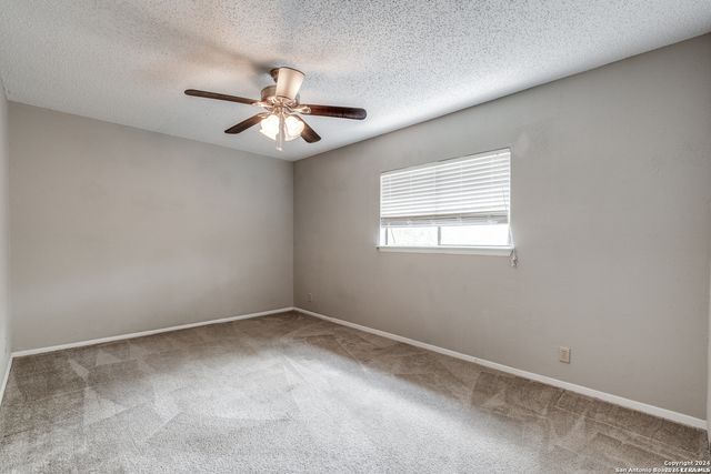 9727 Fortune Ridge, Converse, TX 78109