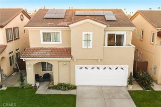 947 Via Camino 11, Wilmington, CA 90744