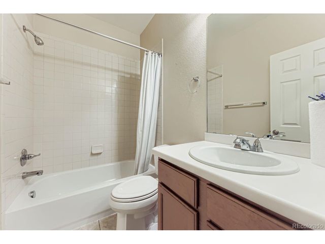 31 Garner Ln, Erie, CO 80516