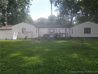 1524 Waverly Road, Jeffersonville, IN 47130