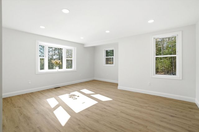 26 Scott Drive, Alton, NH 03810