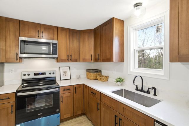 26 Scott Drive, Alton, NH 03810