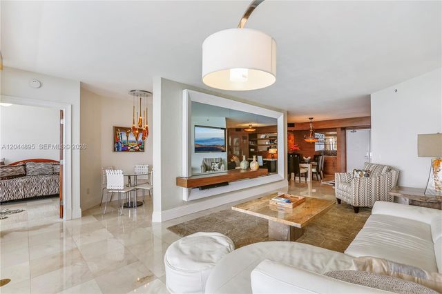 4779 Collins Ave 3102, Miami Beach, FL 33140