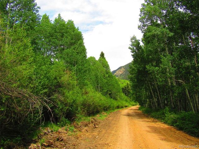 6029 Spruce Rd, San Luis, CO 81152