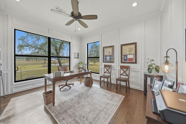 1094 Dunlavy Road, Cat Spring, TX 78933