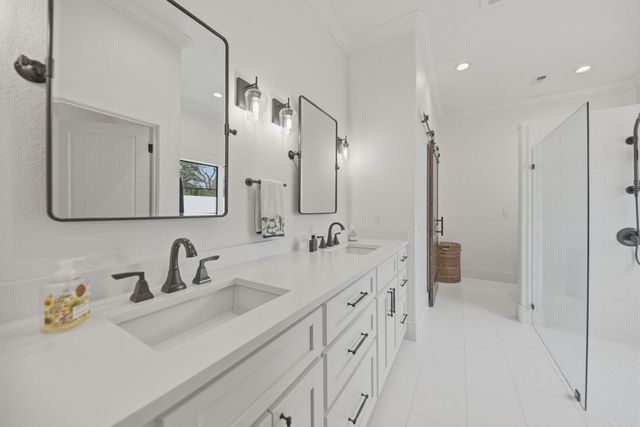 1094 Dunlavy Road, Cat Spring, TX 78933