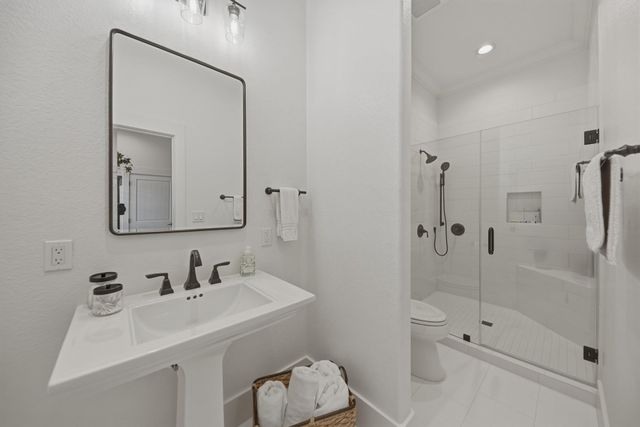 1094 Dunlavy Road, Cat Spring, TX 78933