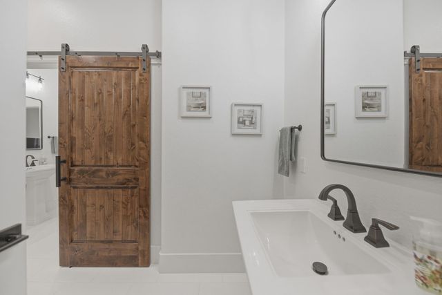 1094 Dunlavy Road, Cat Spring, TX 78933