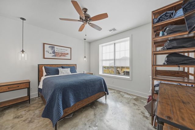 1094 Dunlavy Road, Cat Spring, TX 78933