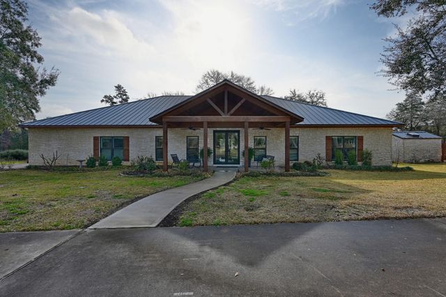 1094 Dunlavy Road, Cat Spring, TX 78933